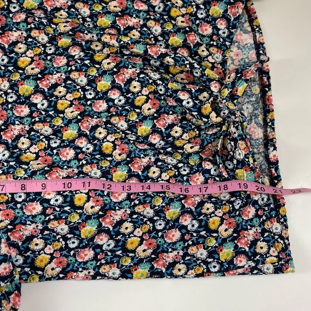 Loft Shirt Womens Size Medium Puff Sleeve Blouse Navy Blue Multi Floral NWT